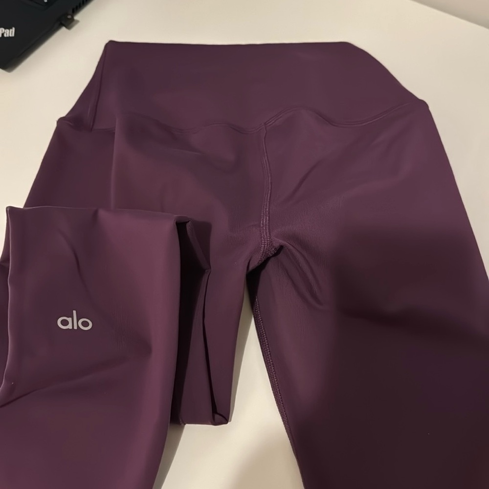 Alo yoga leggings